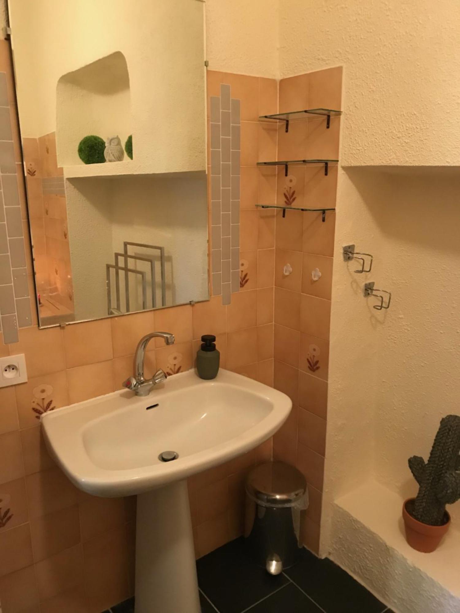 Petit Cocon Apartment Вилафранк-сюр-Мер Екстериор снимка